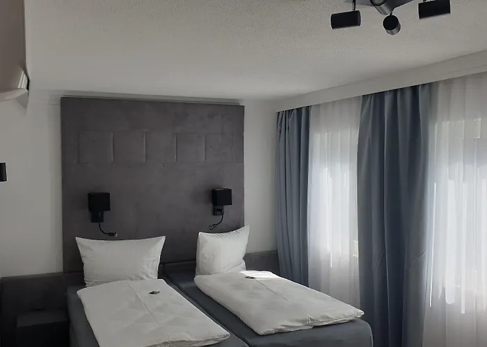 Wippertal - Voll Klimatisiert Hotell Bernburg